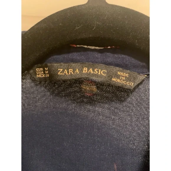 3/$10! Zara Ballerina Button Up Blouse - Picture 5 of 5
